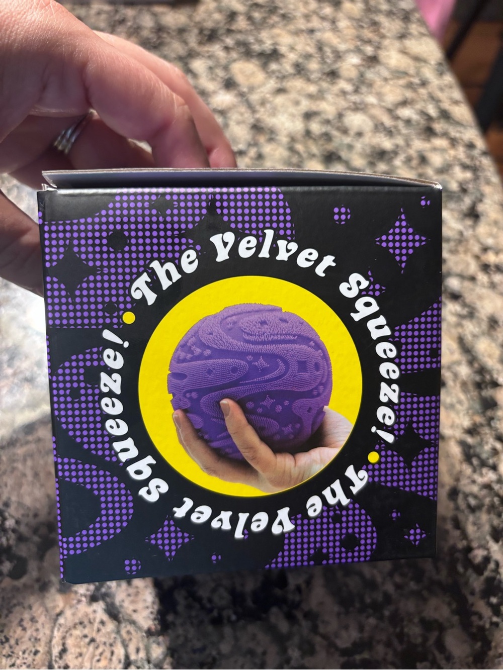 Fuzz Ball Box - Picture 4 of 6